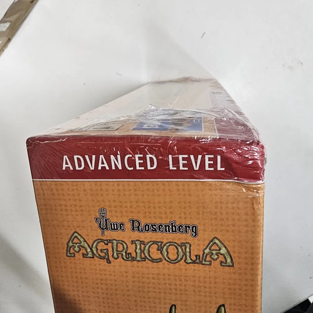 Agricola (revised edition) - English - damaged box