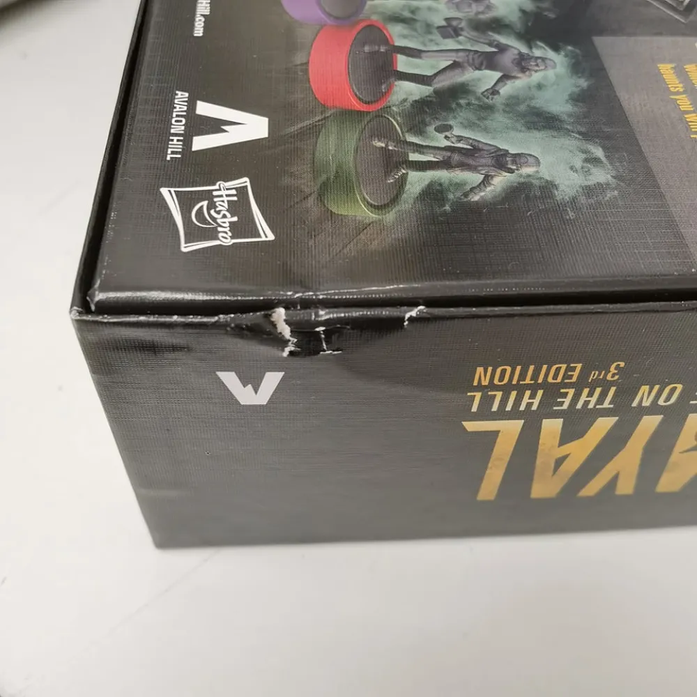 Betrayal at House on the Hill (3rd Edition) - Damaged Box