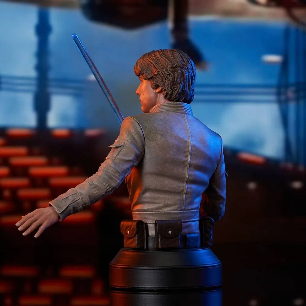 Star Wars: Episode V - Luke Skywalker Bust