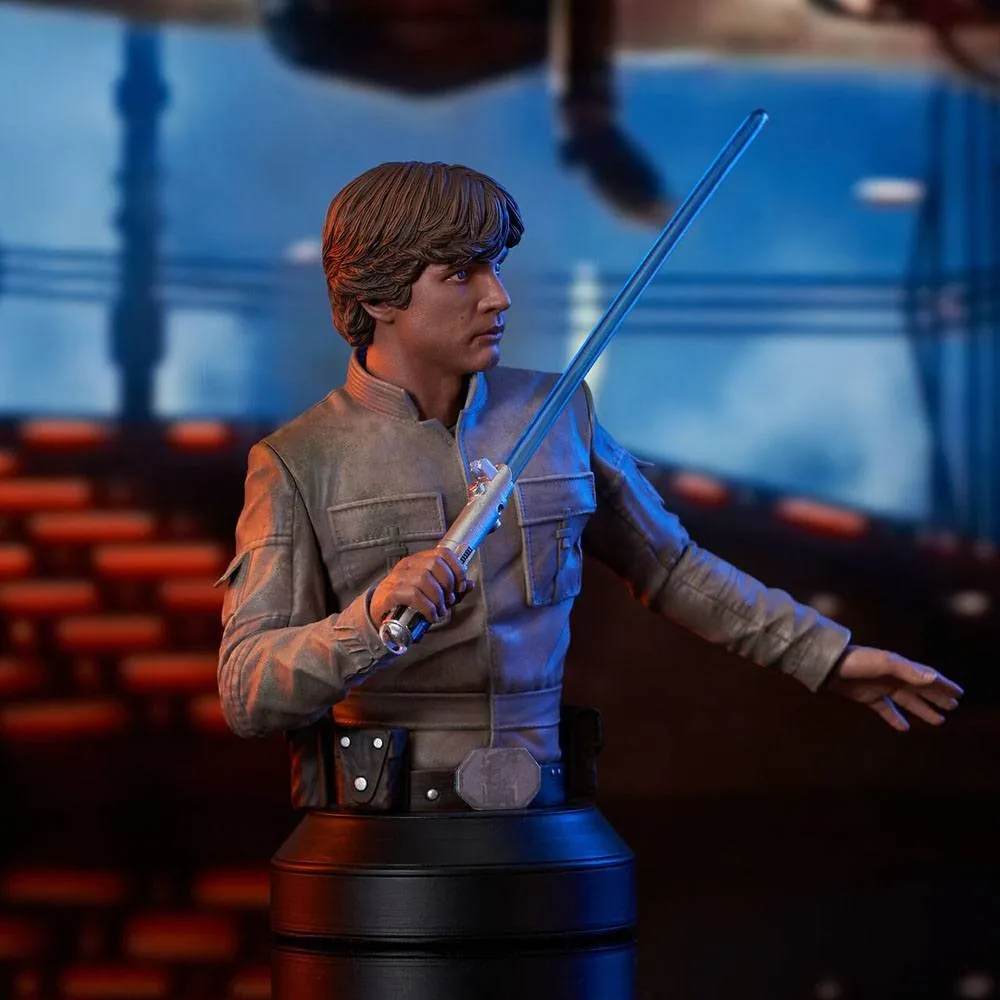 Star Wars: Episode V - Luke Skywalker Bust