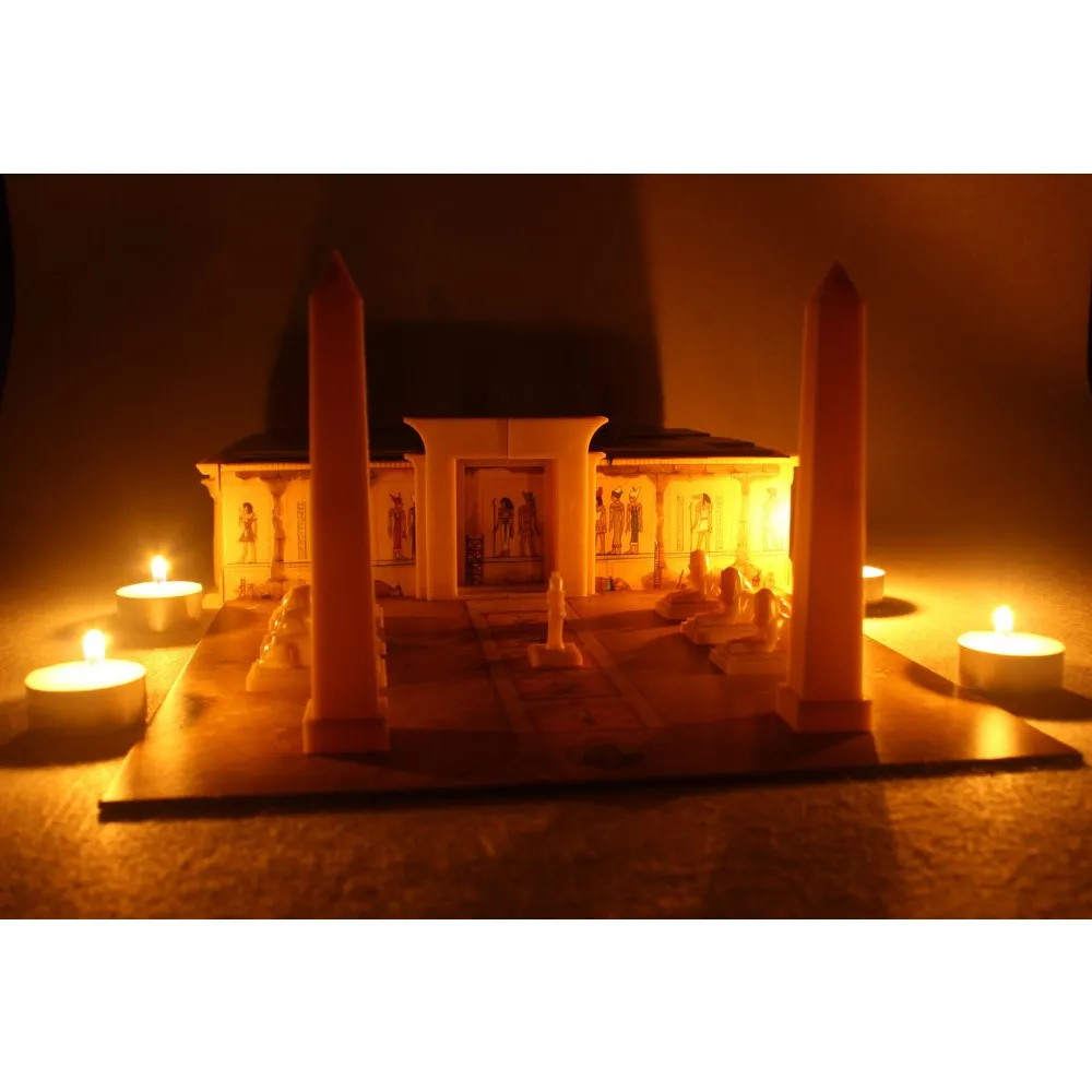 Cleopatra and the Society of Architects
