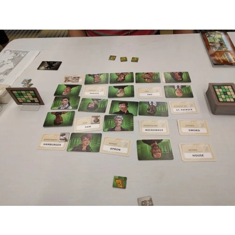 Codenames: Duet (English version)