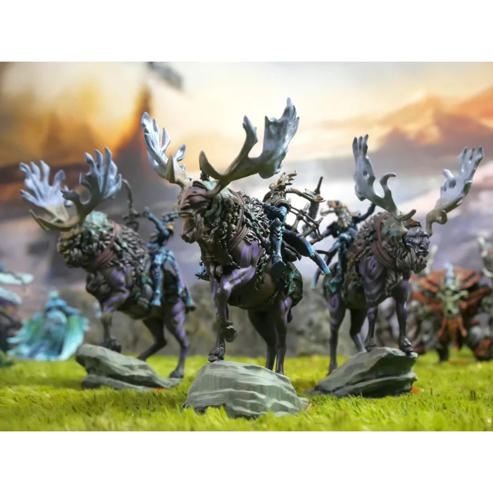 Conquest - Weaver Courts: Gemred Knights