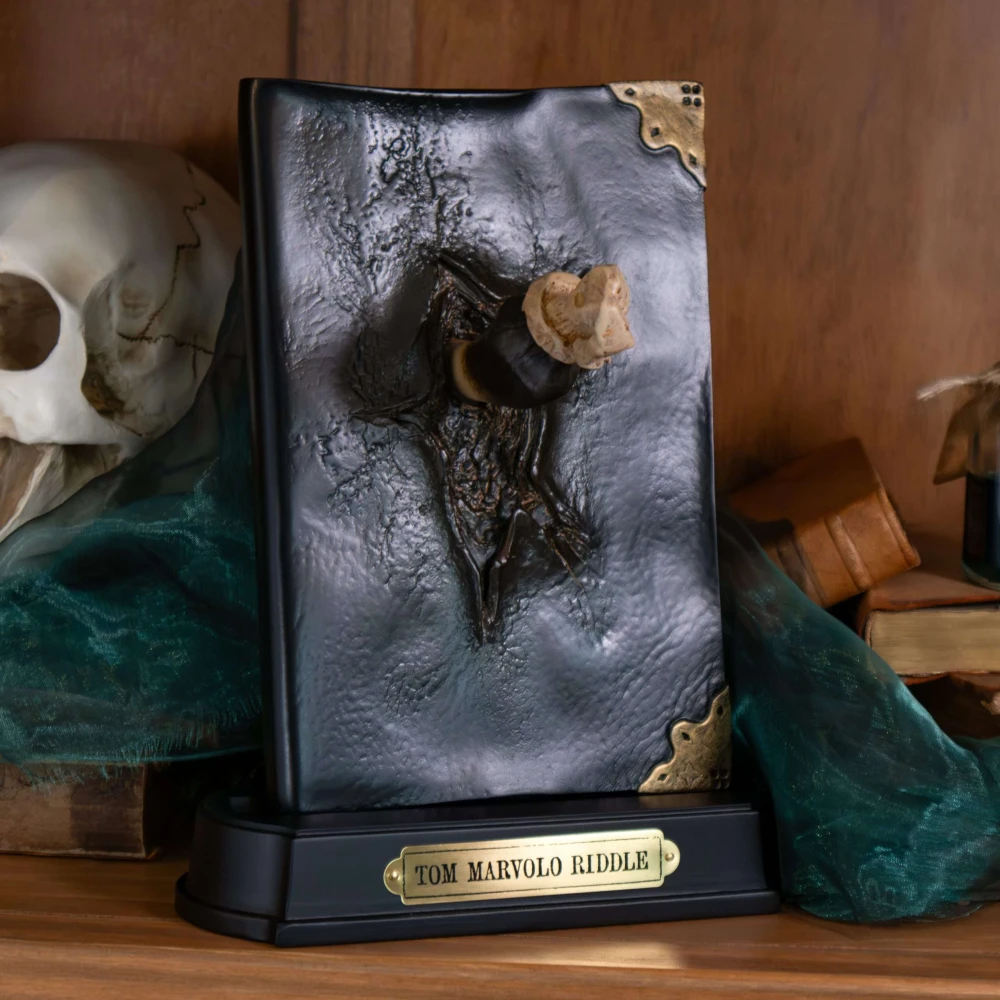 Tom Riddle's Diary with Basilisk Fang