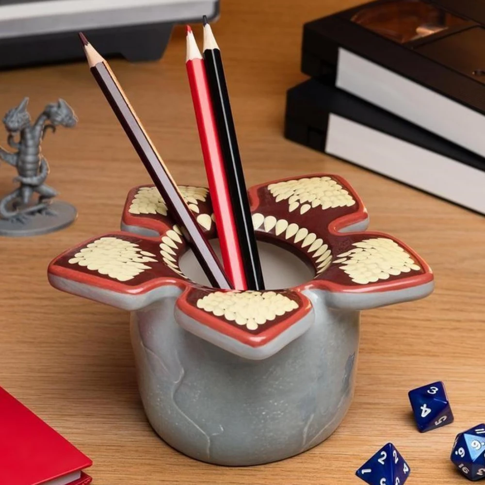 Stranger Things Pencil Holder - Demogorgon