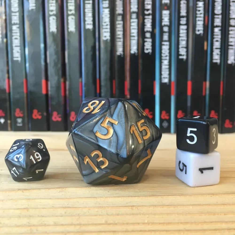 D20 Dice - Black Pearl (4 cm)