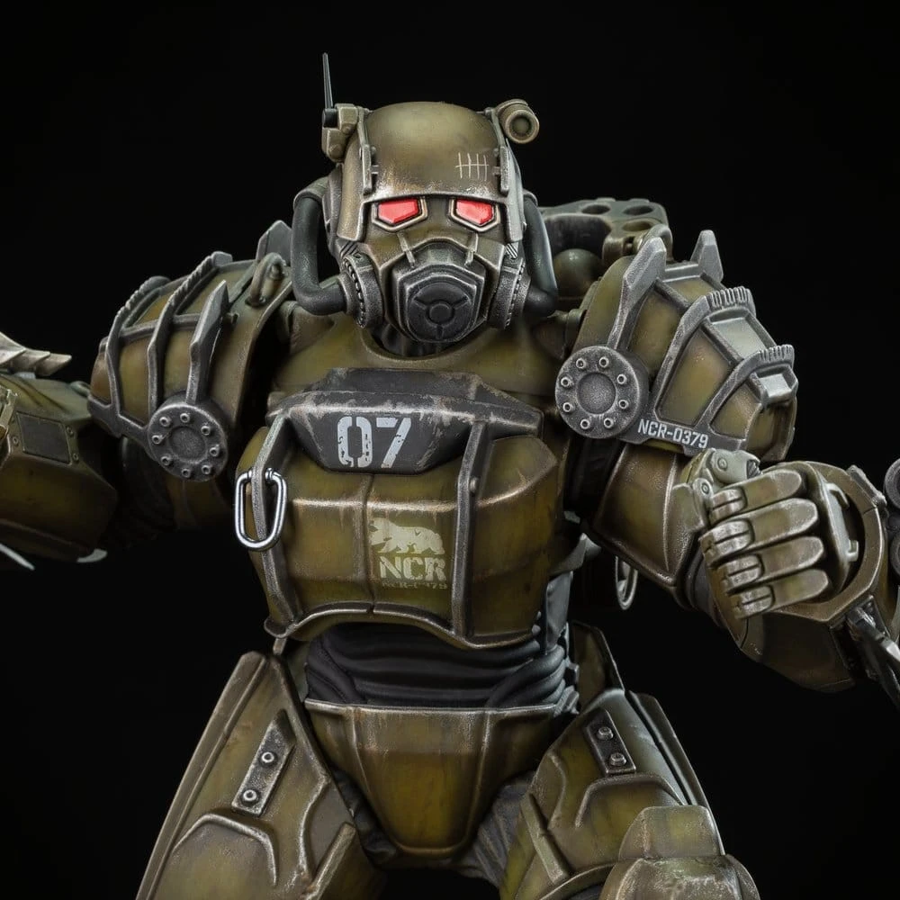 Figúrka Fallout – NCR Power Armor (25 cm)