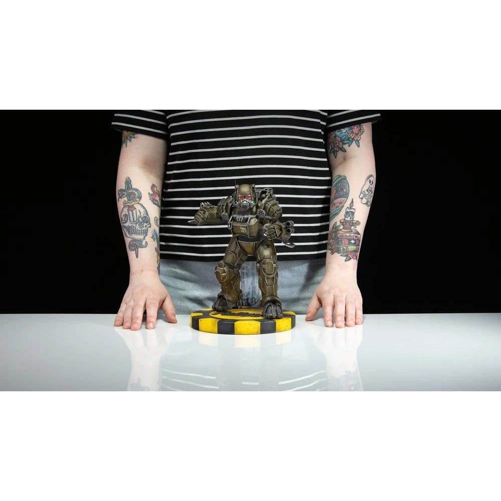 Figúrka Fallout – NCR Power Armor (25 cm)