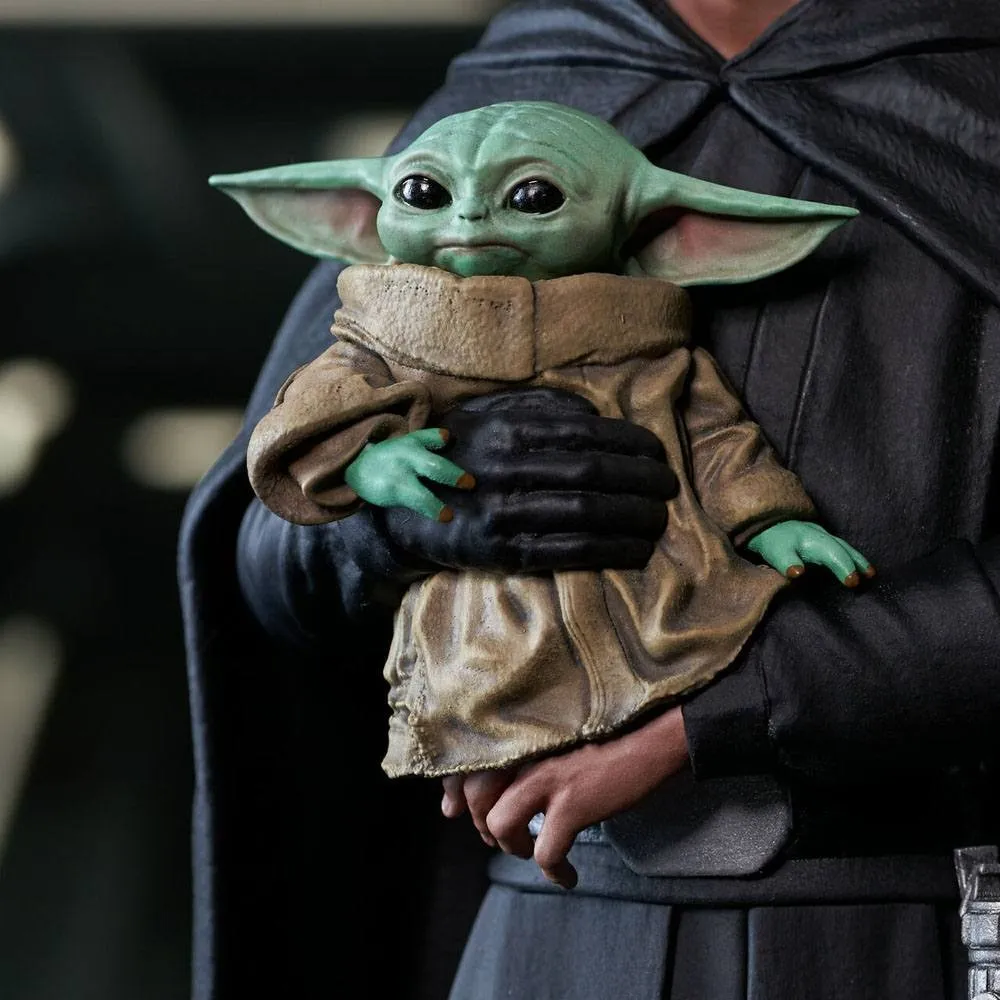 Star Wars Figure - Luke Skywalker & Grogu (25 cm)