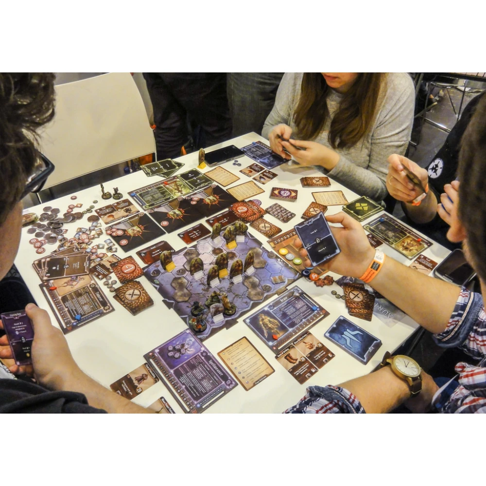Gloomhaven, 2nd edition (anglicky)