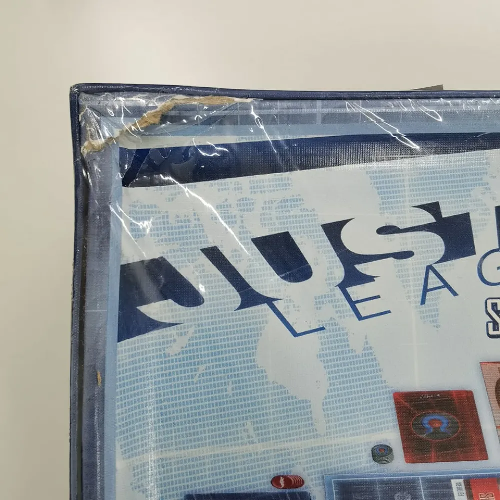 Justice League - damaged packaging