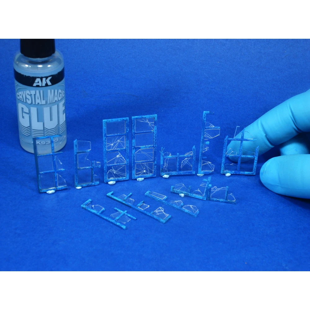 AK Interactive Glue: Crystal Magic Glue, 30 ml