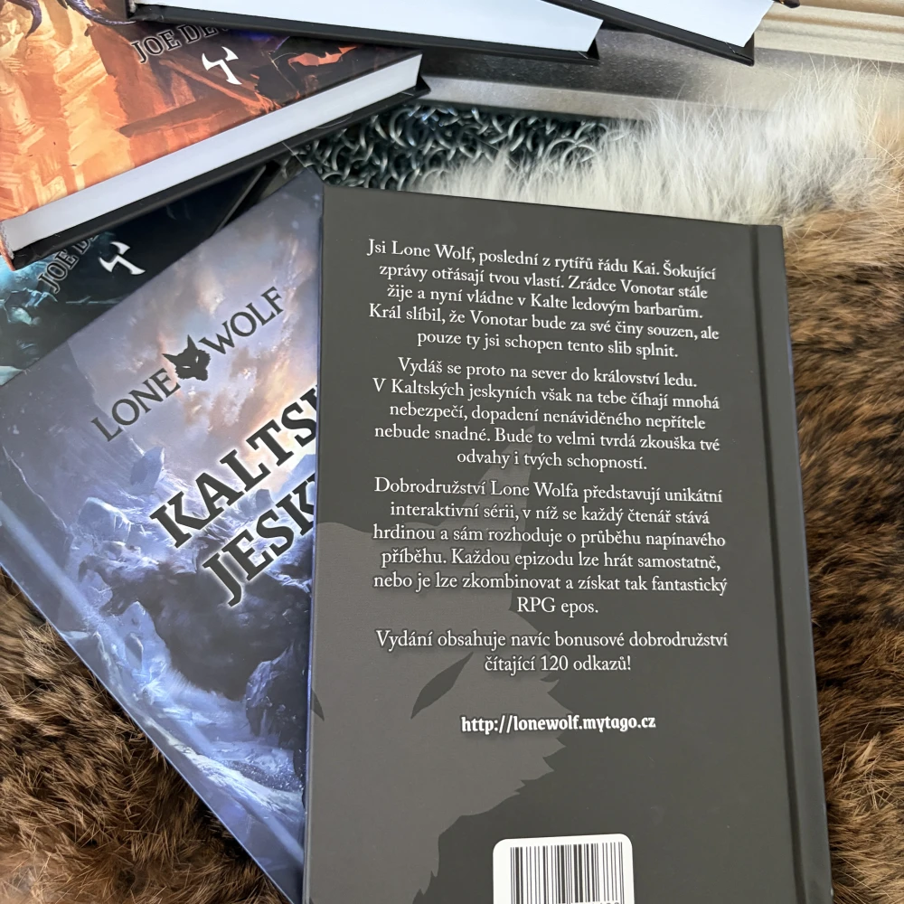 Lone Wolf: Kaltské jeskyně (vázaná, Definitivní edice)
