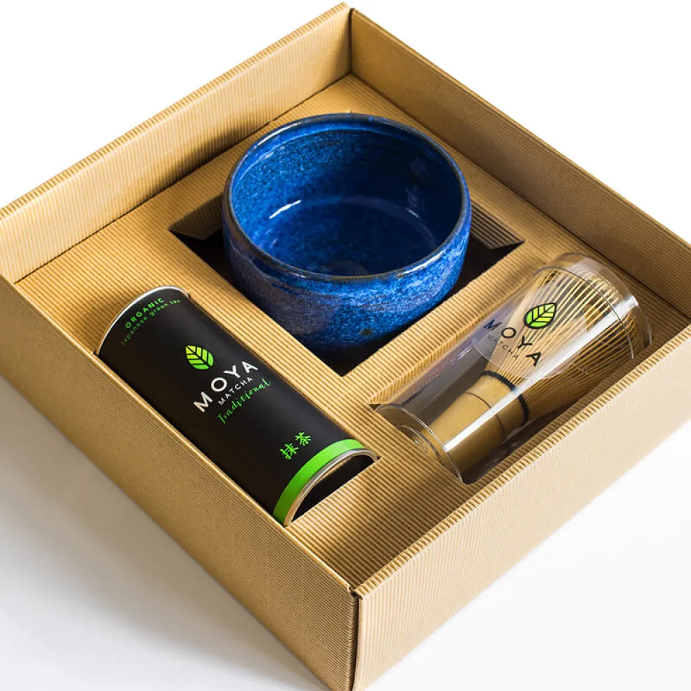Matcha tea set in a gift box