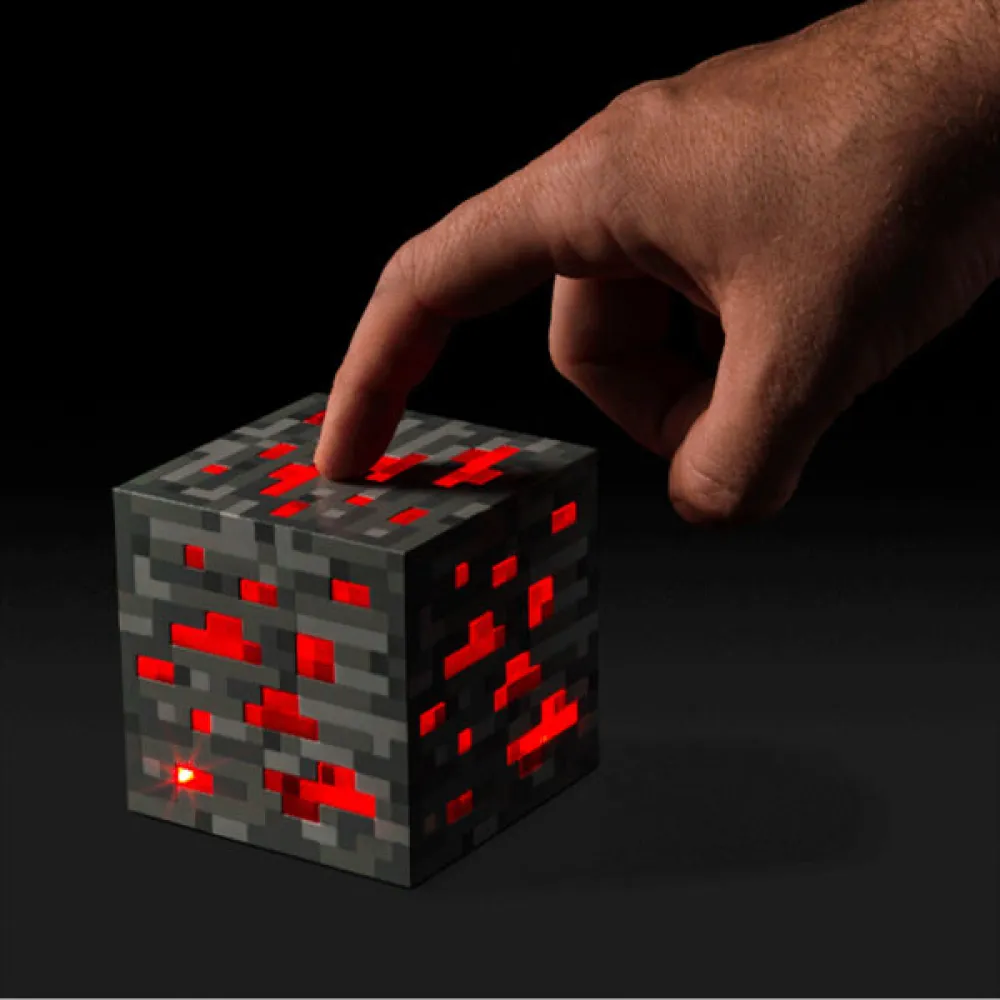 Minecraft - Nočné svetlo Redstone Ore