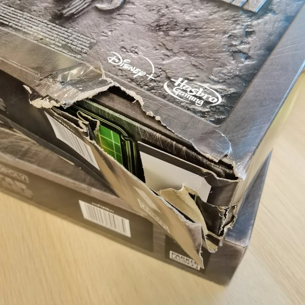 Monopoly Star Wars: The Mandalorian - beschädigte Verpackung