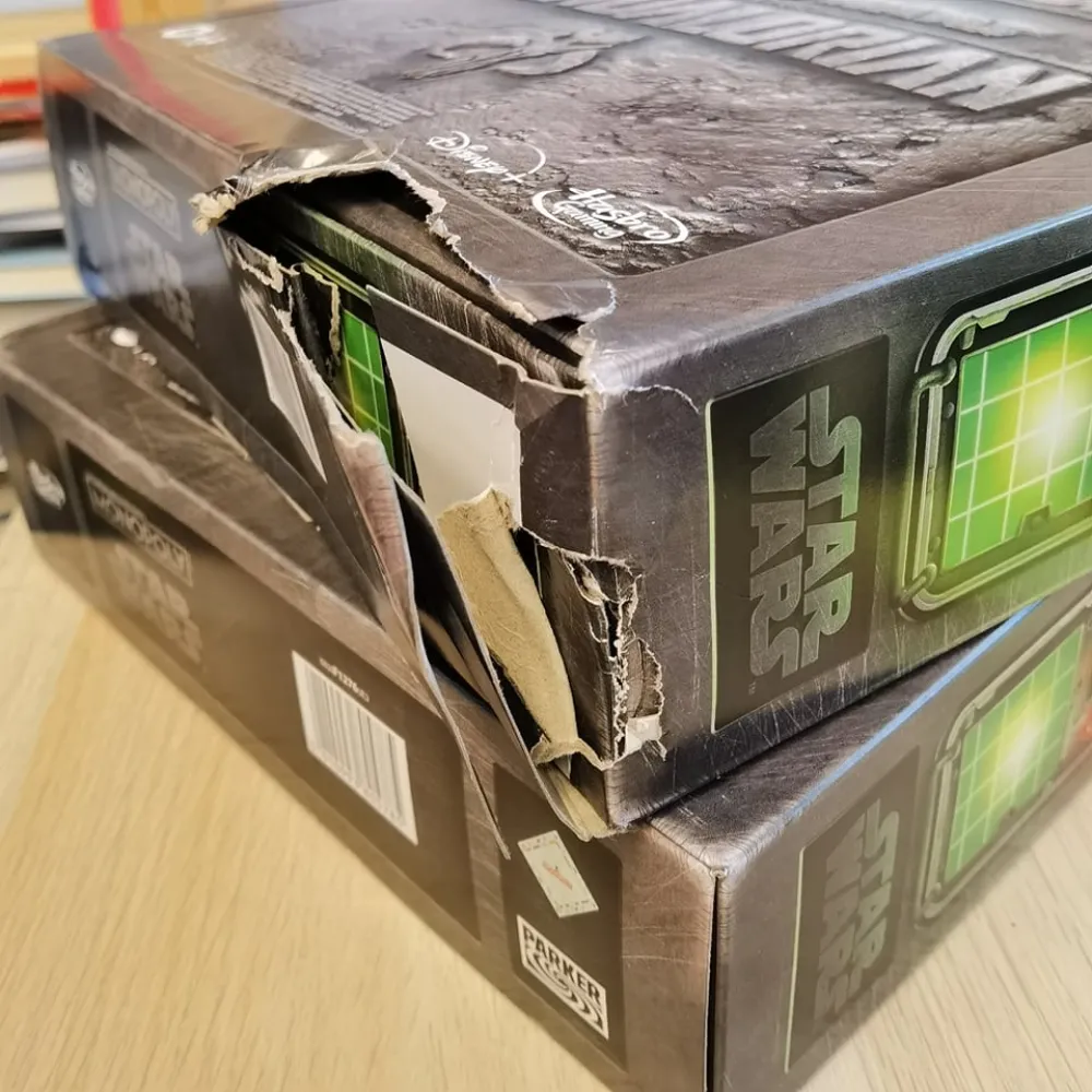 Monopoly Star Wars: The Mandalorian - beschädigte Verpackung