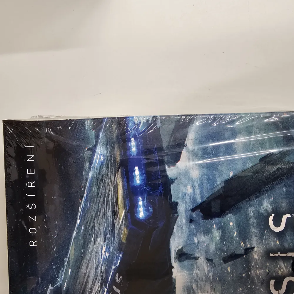 Nemesis: Den poté - poškozený obal