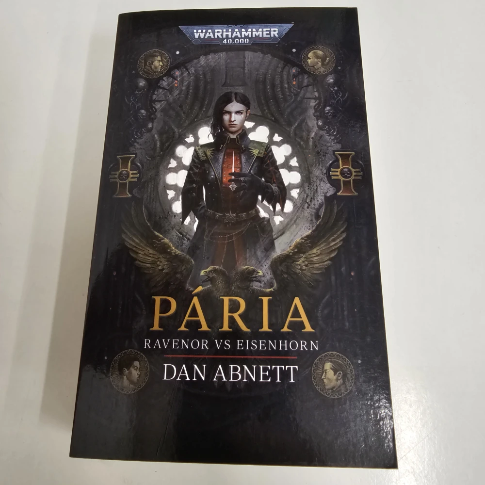 Pária: Ravenor vs Eisenhorn - poškozeno