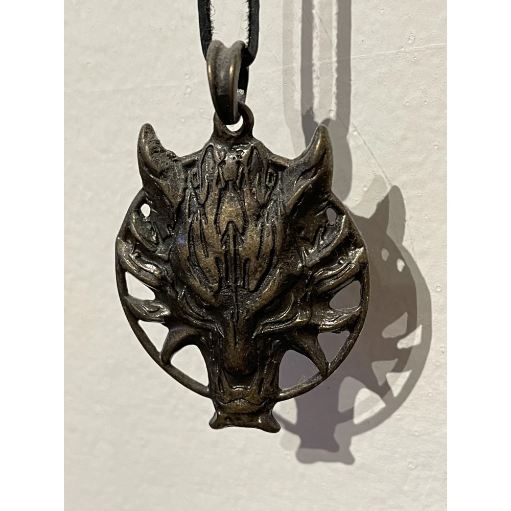 Final Fantasy Amulet - Fenrir