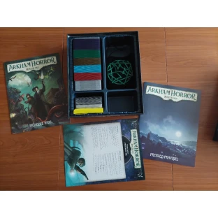 Arkham Horror: Karetní hra