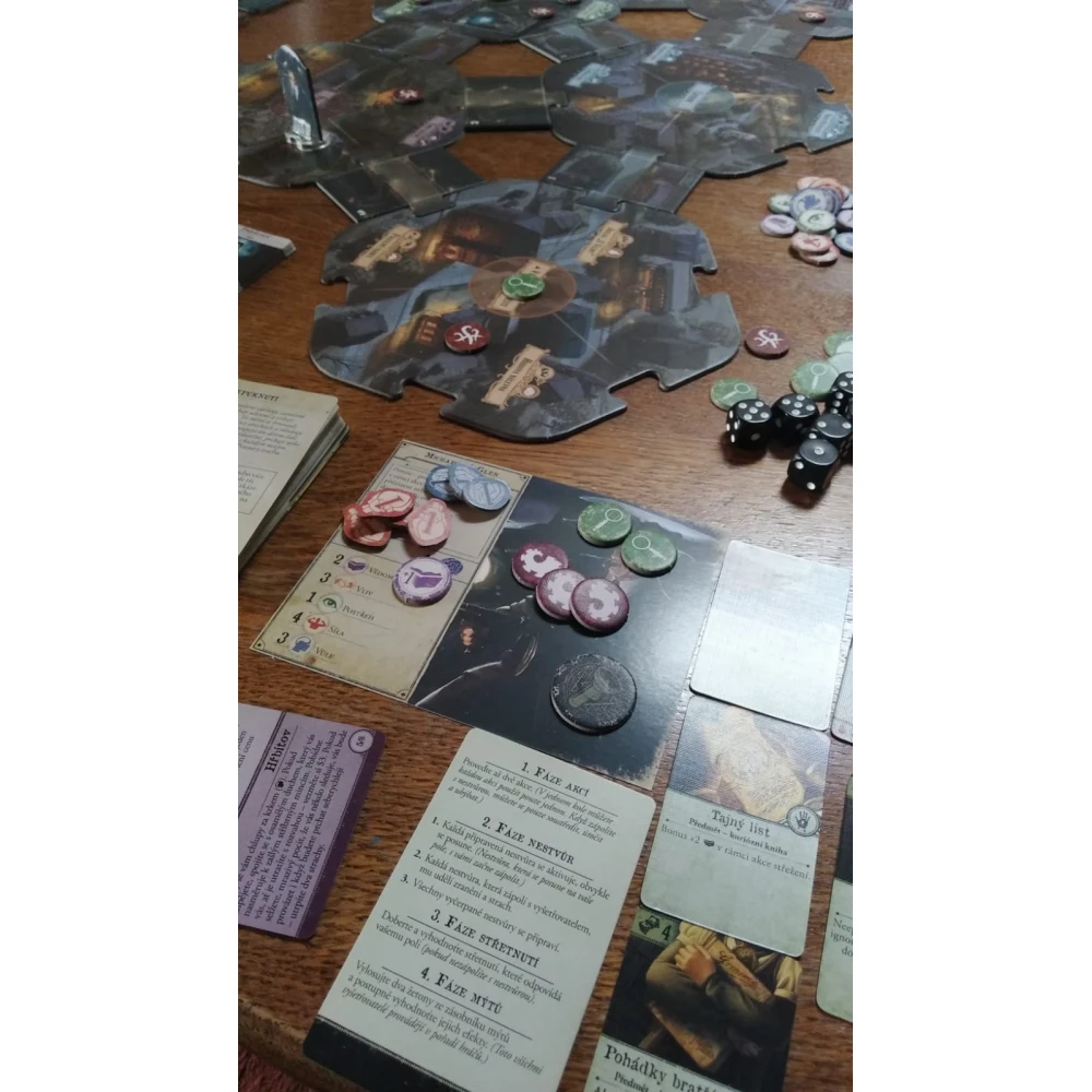 Arkham Horror (třetí edice) - česky