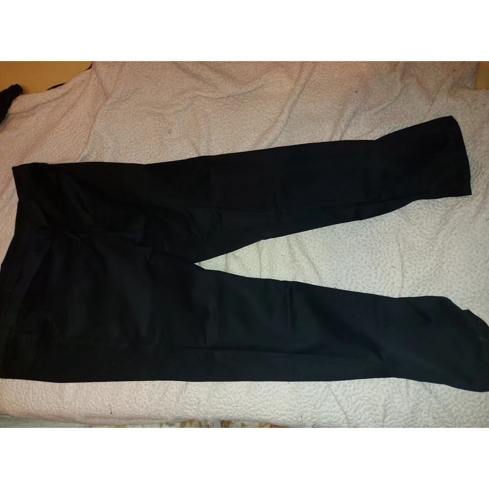 Baumwollhose gerade – schwarz