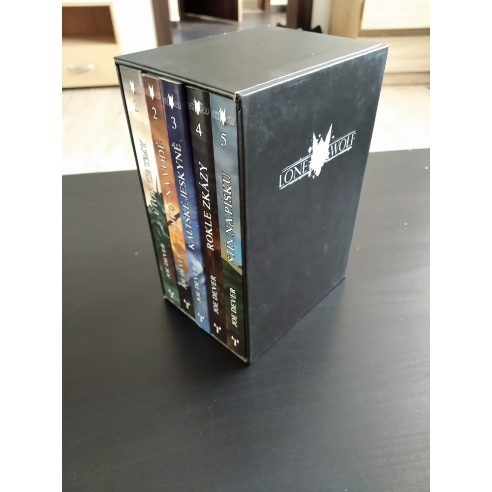 Knižný box - Lone Wolf: The Kai Cycle (brožovaná väzba)
