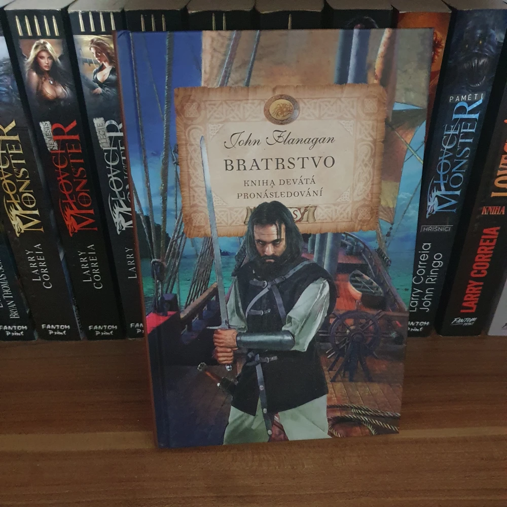 Bratrstvo 9: Pronásledování