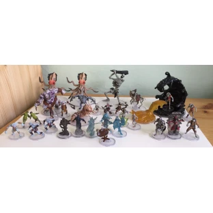 D&D Miniatures: Icons of the Realms - Boneyard