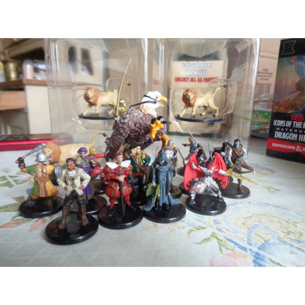 D&D Miniatures: Icons of the Realms Set 9 Booster