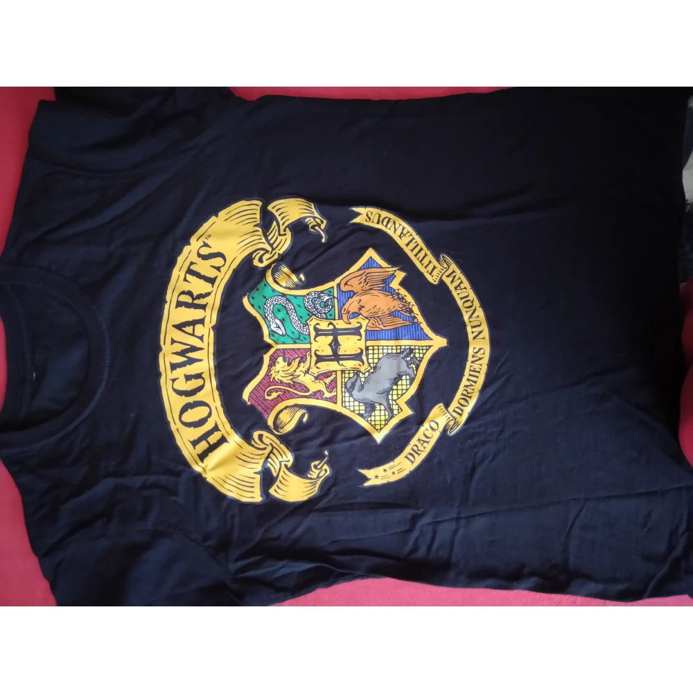 Damen-T-Shirt Harry Potter – Hogwarts-Wappen, schwarz