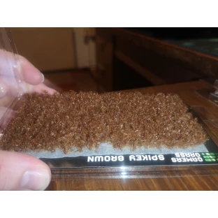 Dekorace GamersGrass - Spikey Brown