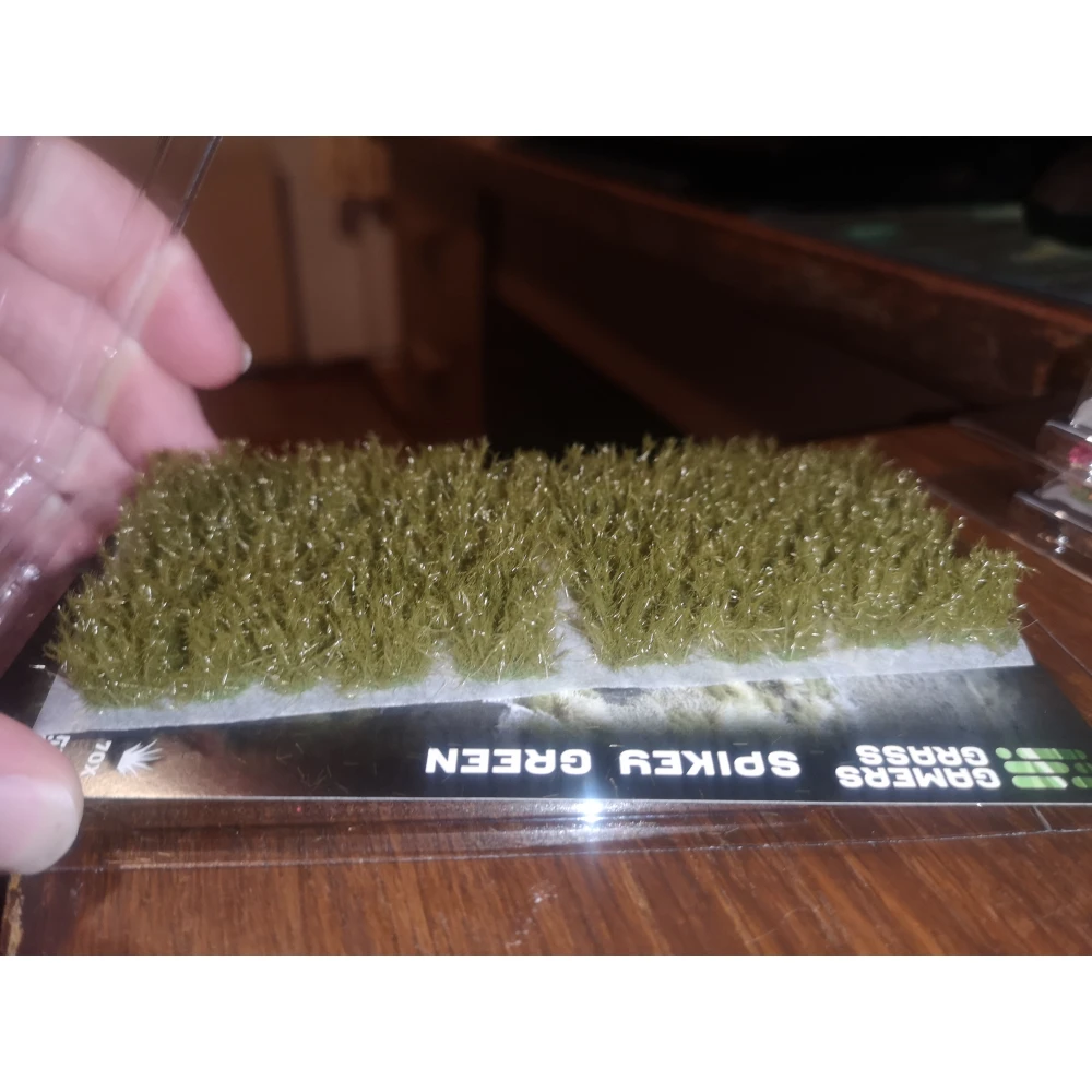 Dekorace GamersGrass - Spikey Green