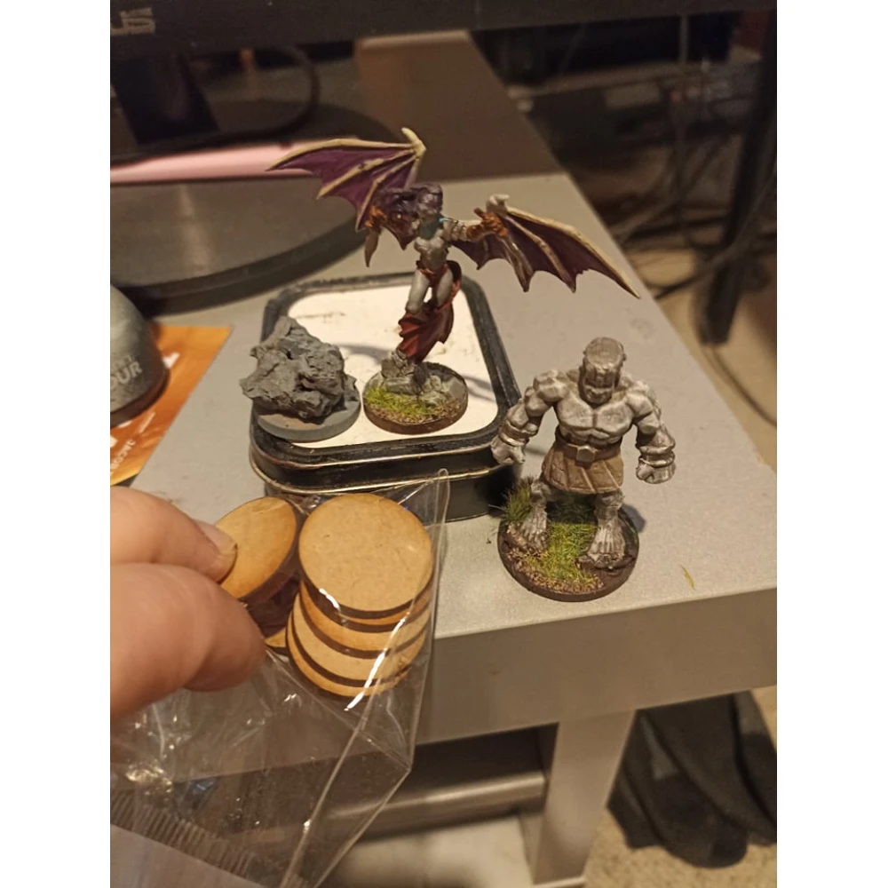 Dřevotřískové podstavce MDF Bases - Round 25mm (20 ks)
