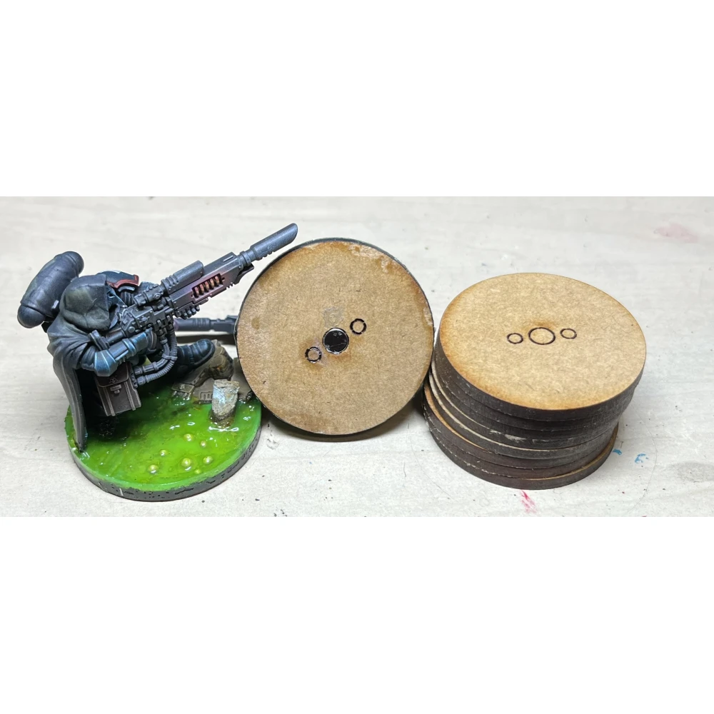 Dřevotřískové podstavce MDF Bases - Round 40mm (10 ks)
