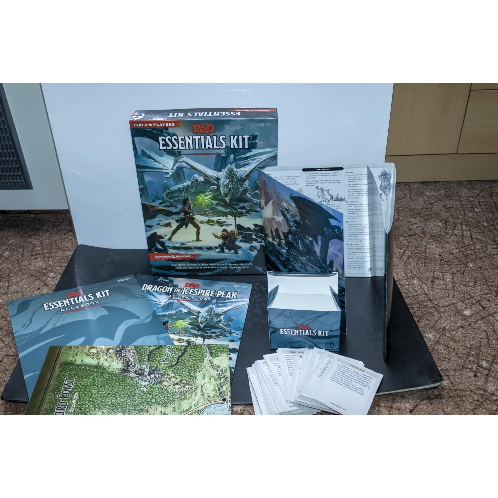 Dungeons & Dragons: Essentials Kit