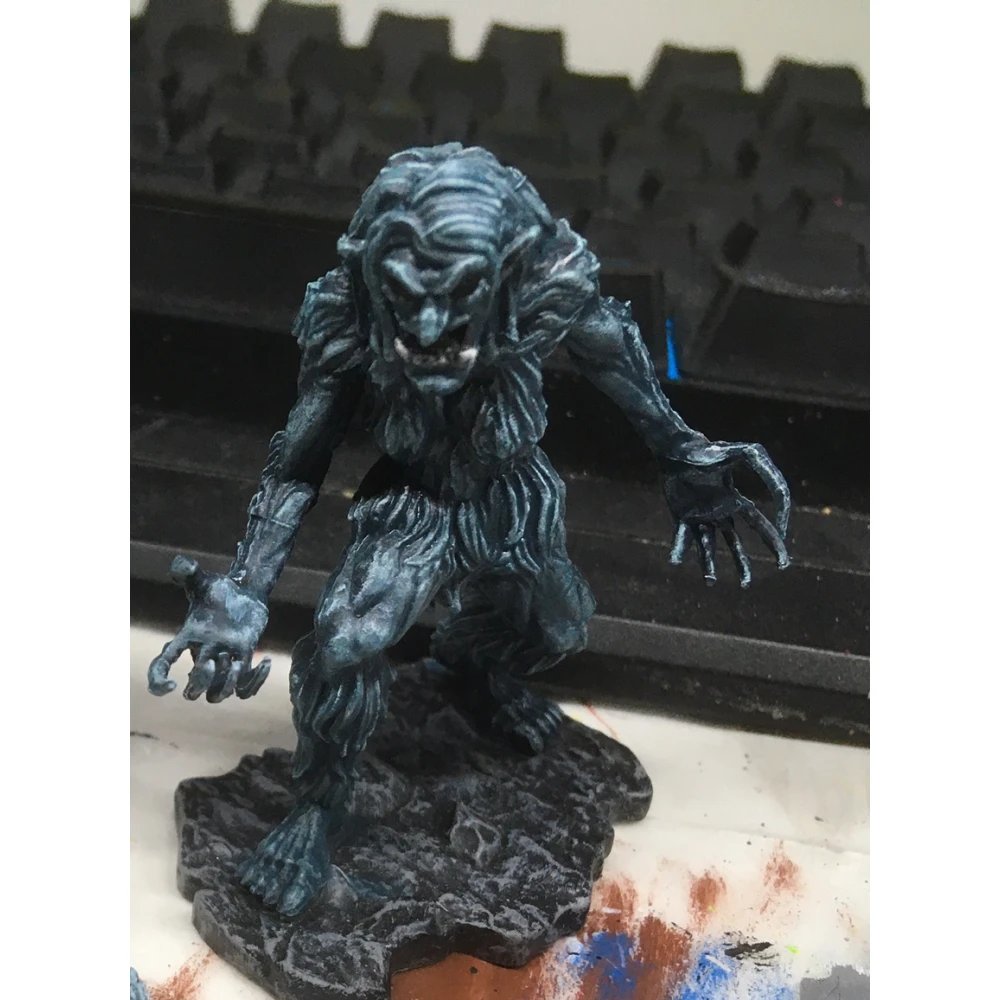 Dungeons & Dragons Nolzur's Marvelous Miniatures Ice Troll Female