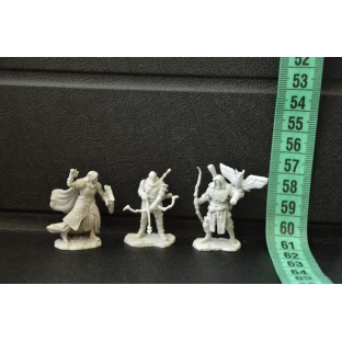 Dungeons & Dragons Nolzur's Marvelous Miniatures: Orc Ranger Male