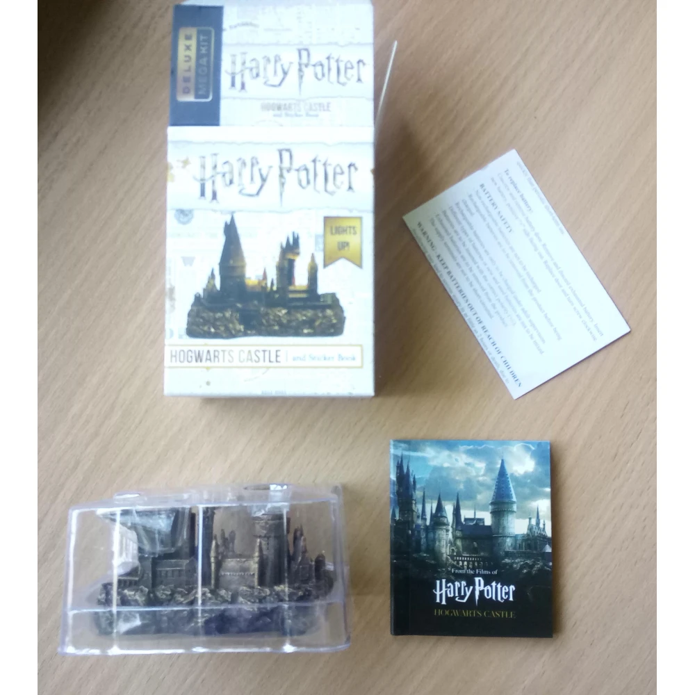 Harry Potter Figur - leuchtendes Schloss Hogwarts