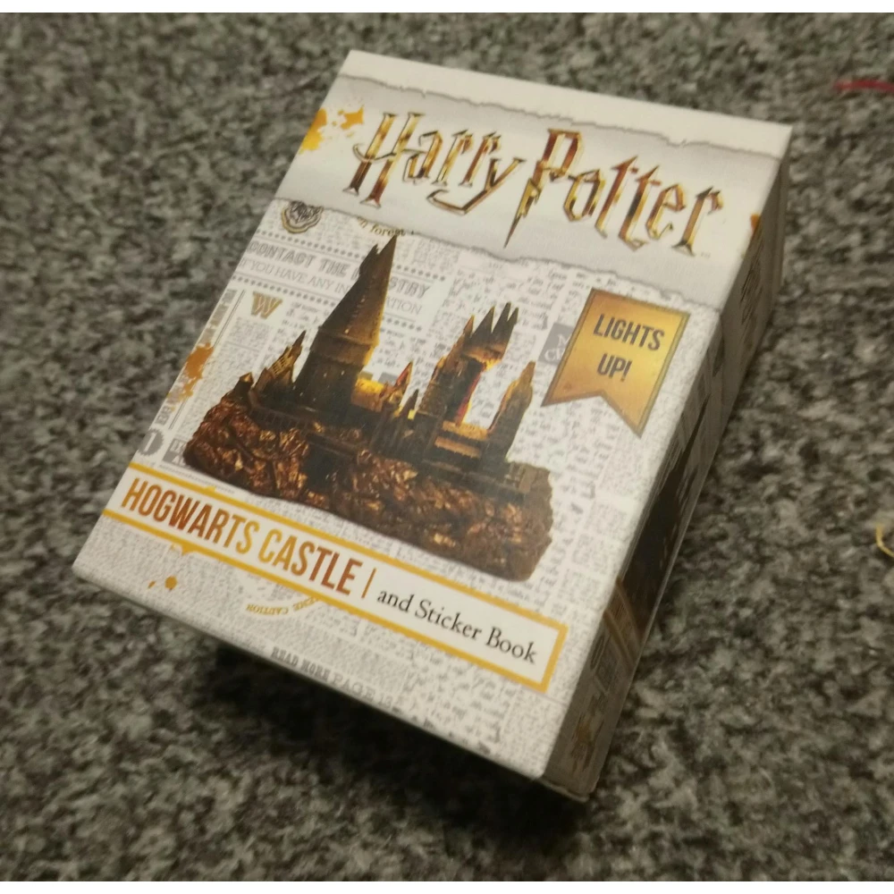 Harry Potter Figur - leuchtendes Schloss Hogwarts
