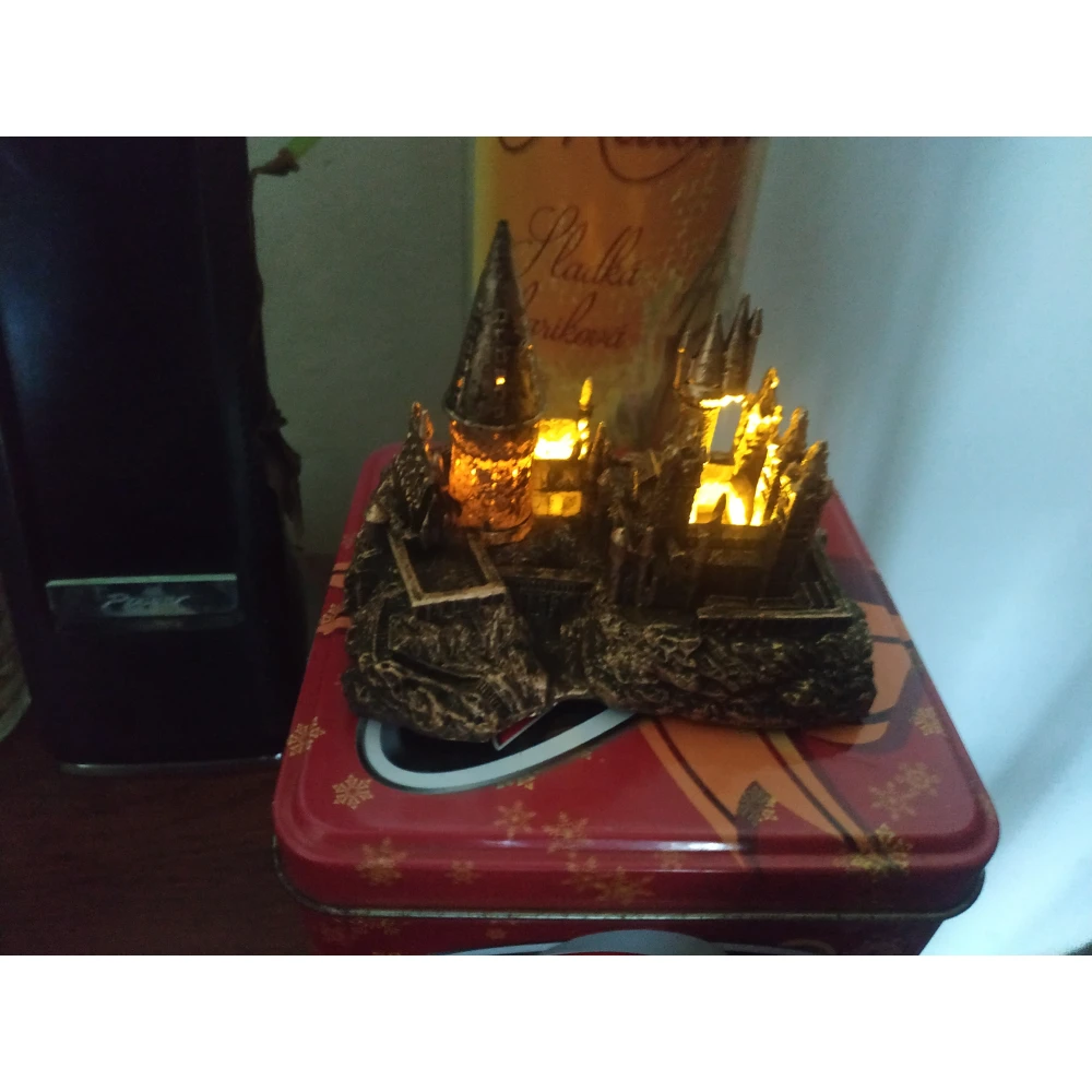 Harry Potter Figur - leuchtendes Schloss Hogwarts