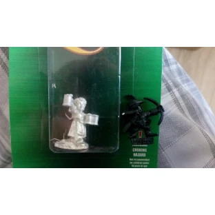 Figur: Hobbit-Wirtin Poppy Cloverlocks