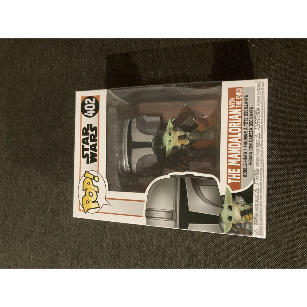 Star Wars Figure - The Mandalorian with The Child Funko POP!