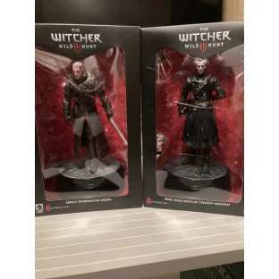 The Witcher 3 Figure: Geralt in Grandmaster Ursine Armor