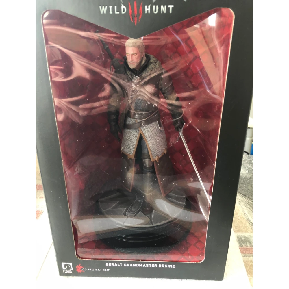 The Witcher 3 Figure: Geralt in Grandmaster Ursine Armor