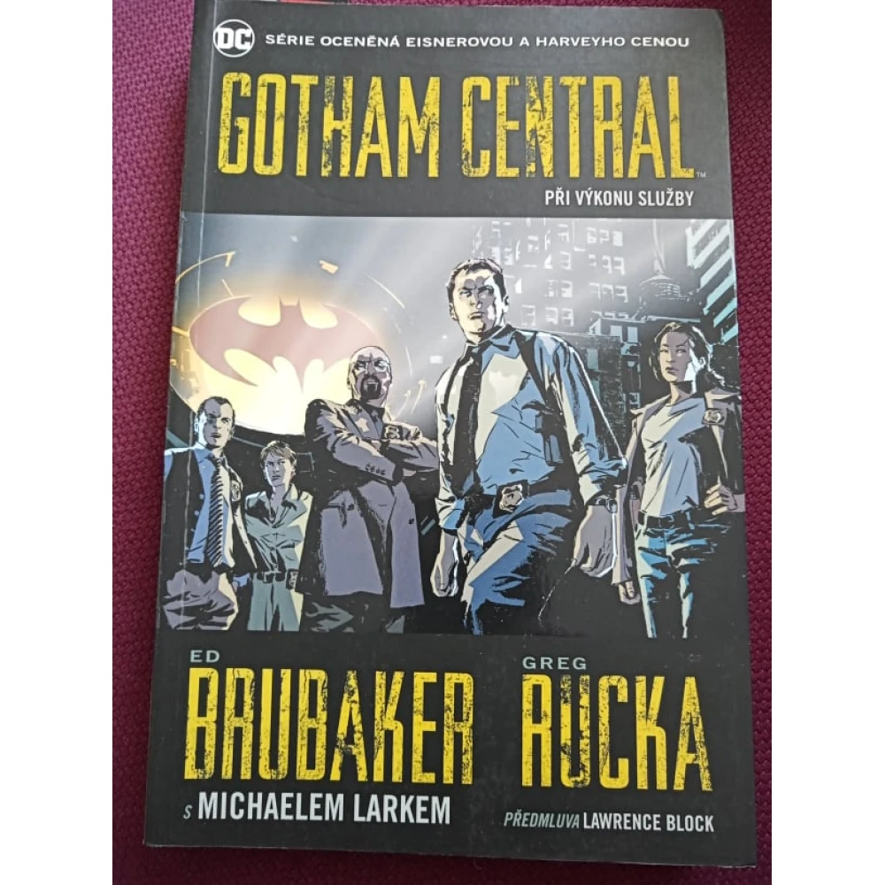 Gotham Central 1: Při výkonu služby