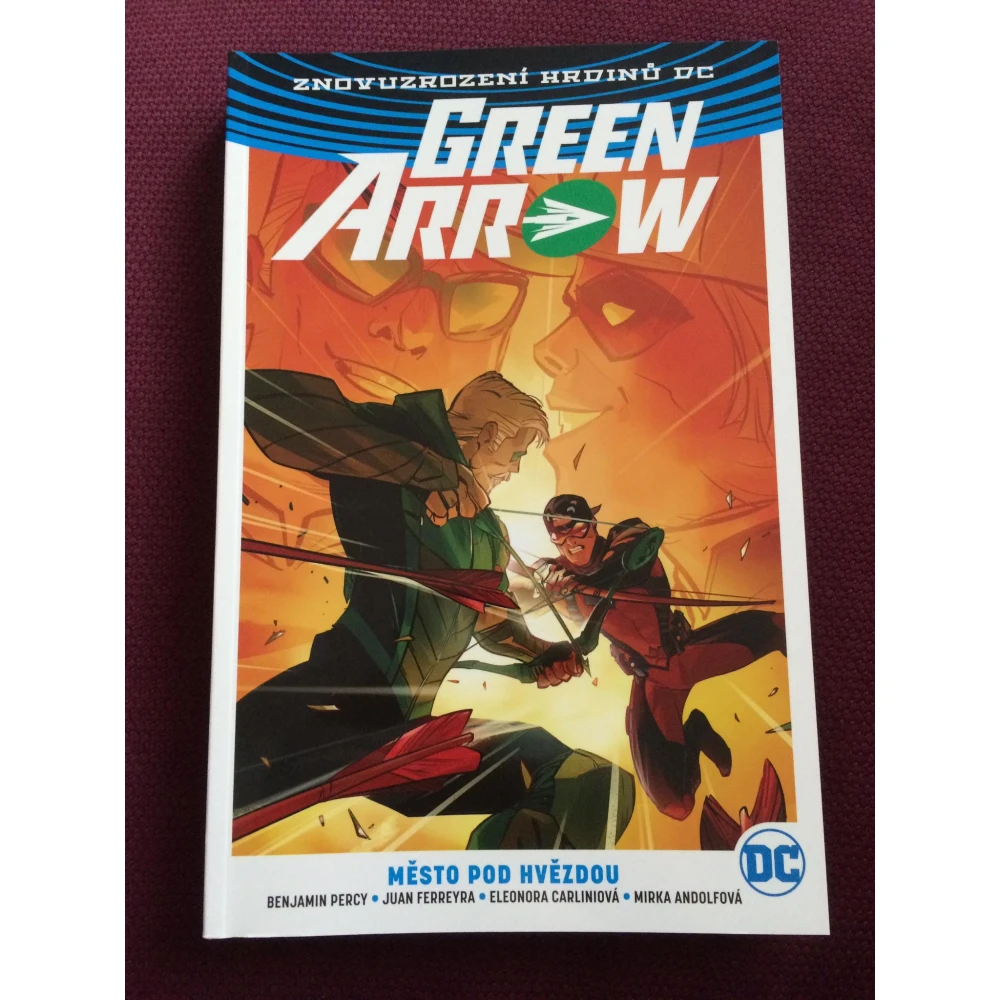 Green Arrow 4: Město pod hvězdou (klasická obálka)