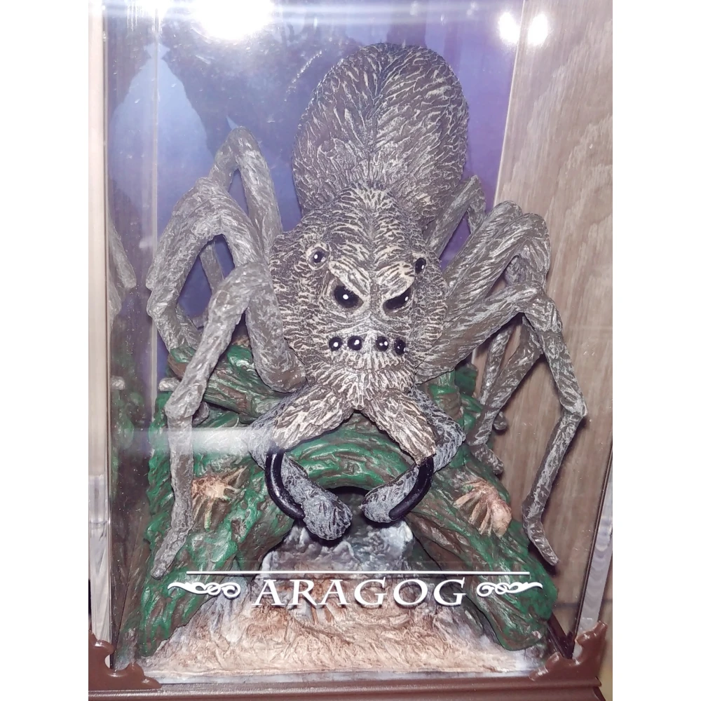 Harry Potter Magical Creatures - socha Aragoga