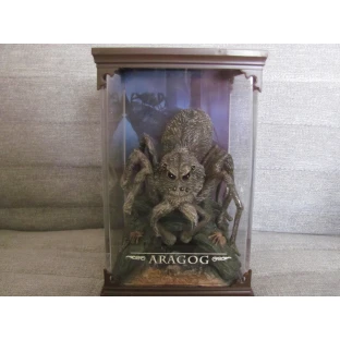 Harry Potter Magical Creatures - socha Aragoga